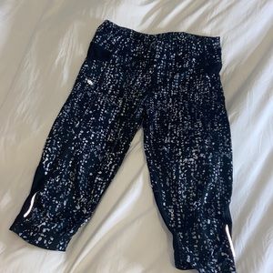 Athleta Be Free Knickers